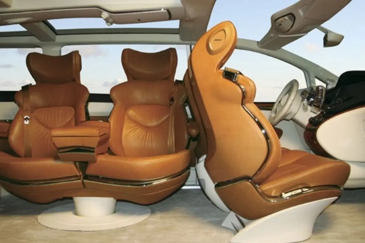 Nissan Forum Concept (2)