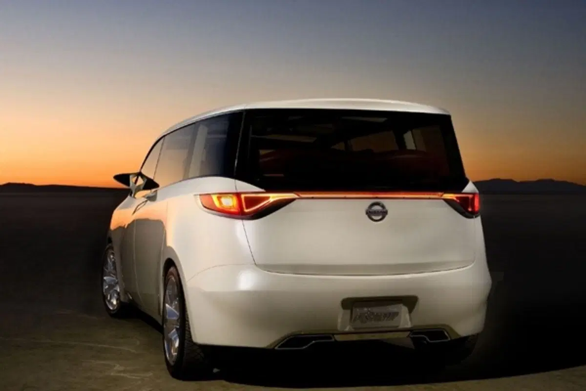 Nissan Forum Concept (8)