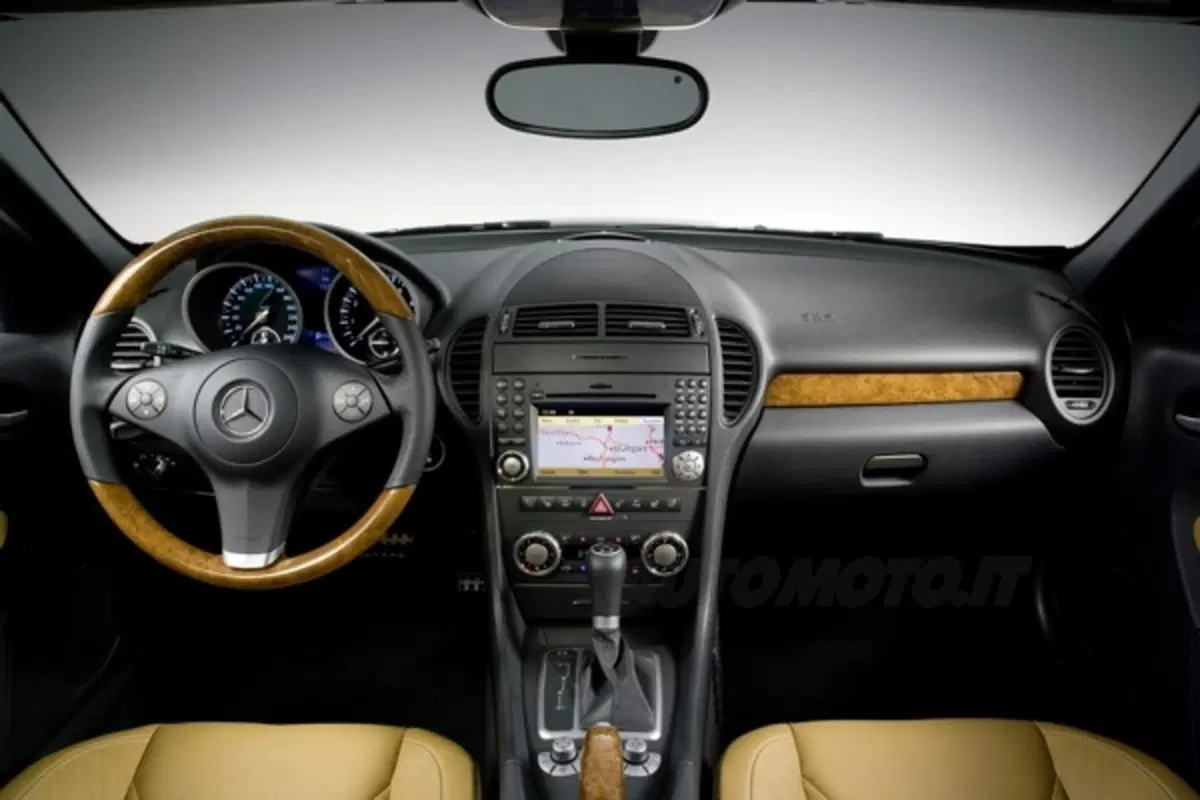 Mercedes SLK restyling (8)