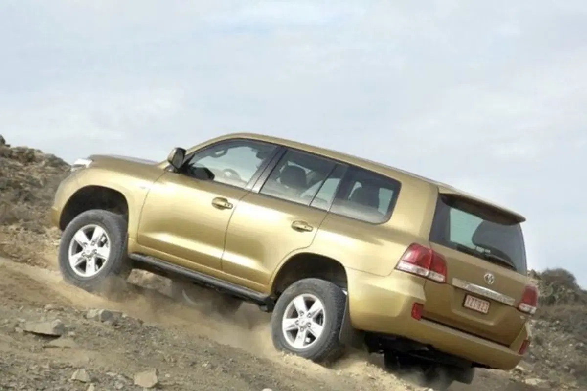 Nuova Toyota Land Cruiser
