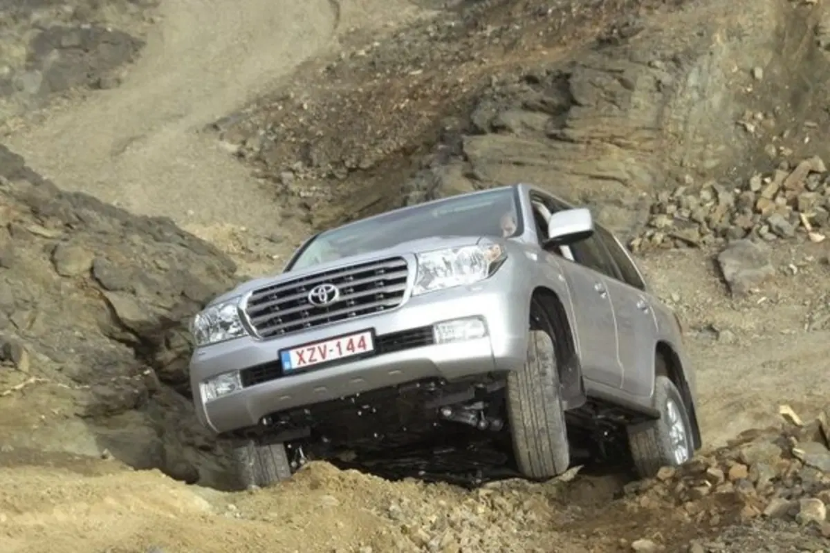 Nuova Toyota Land Cruiser (11)