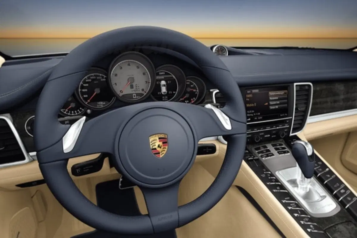 Porsche Panamera (13)