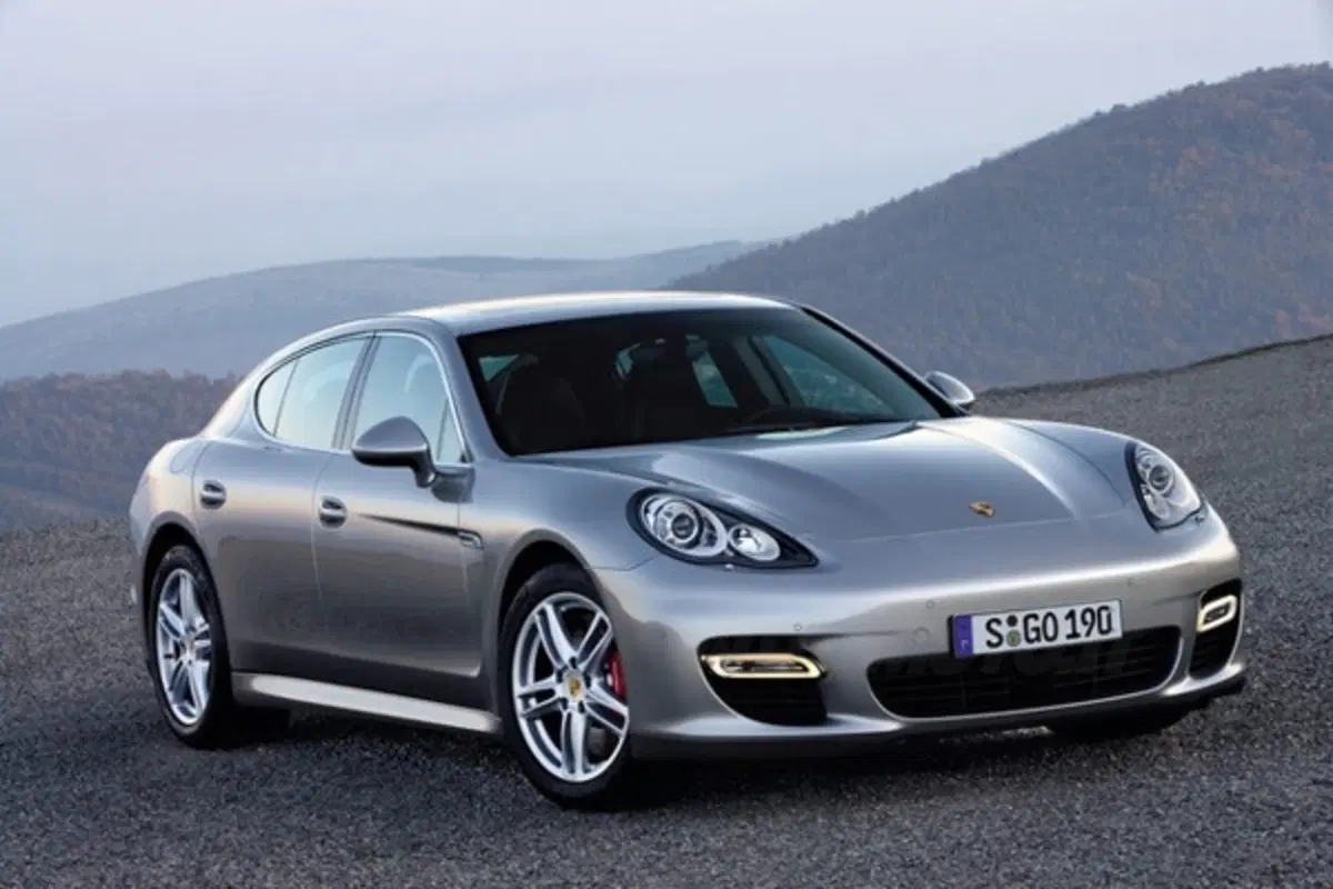 Porsche Panamera (27)