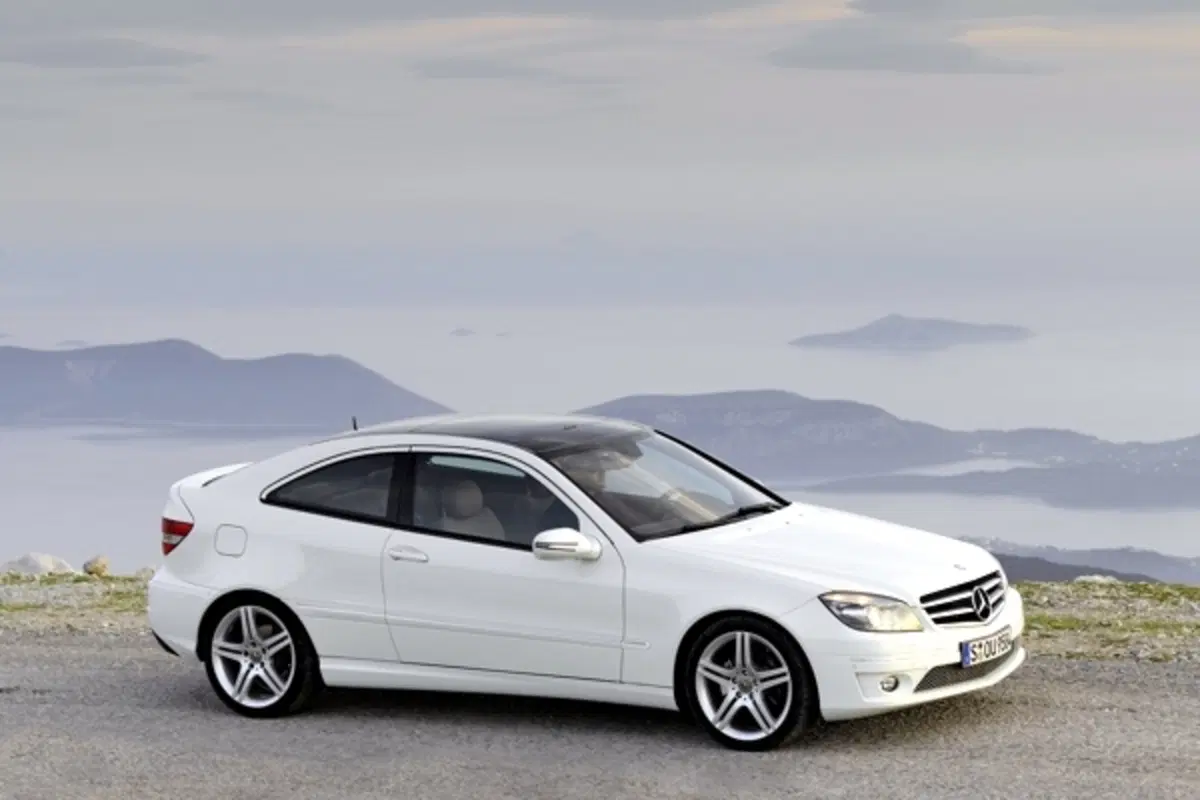 Mercedes CLC (5)