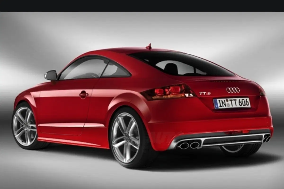 Audi TT-S (3)