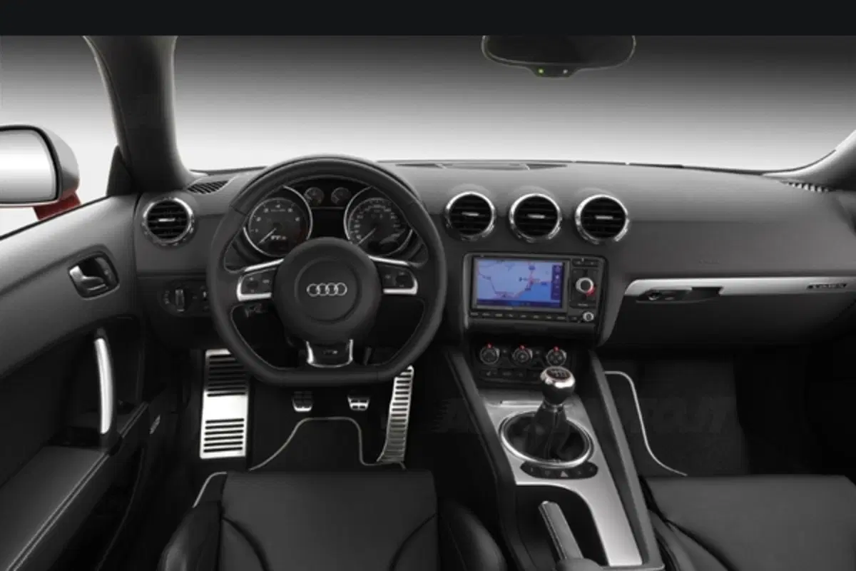 Audi TT-S (10)