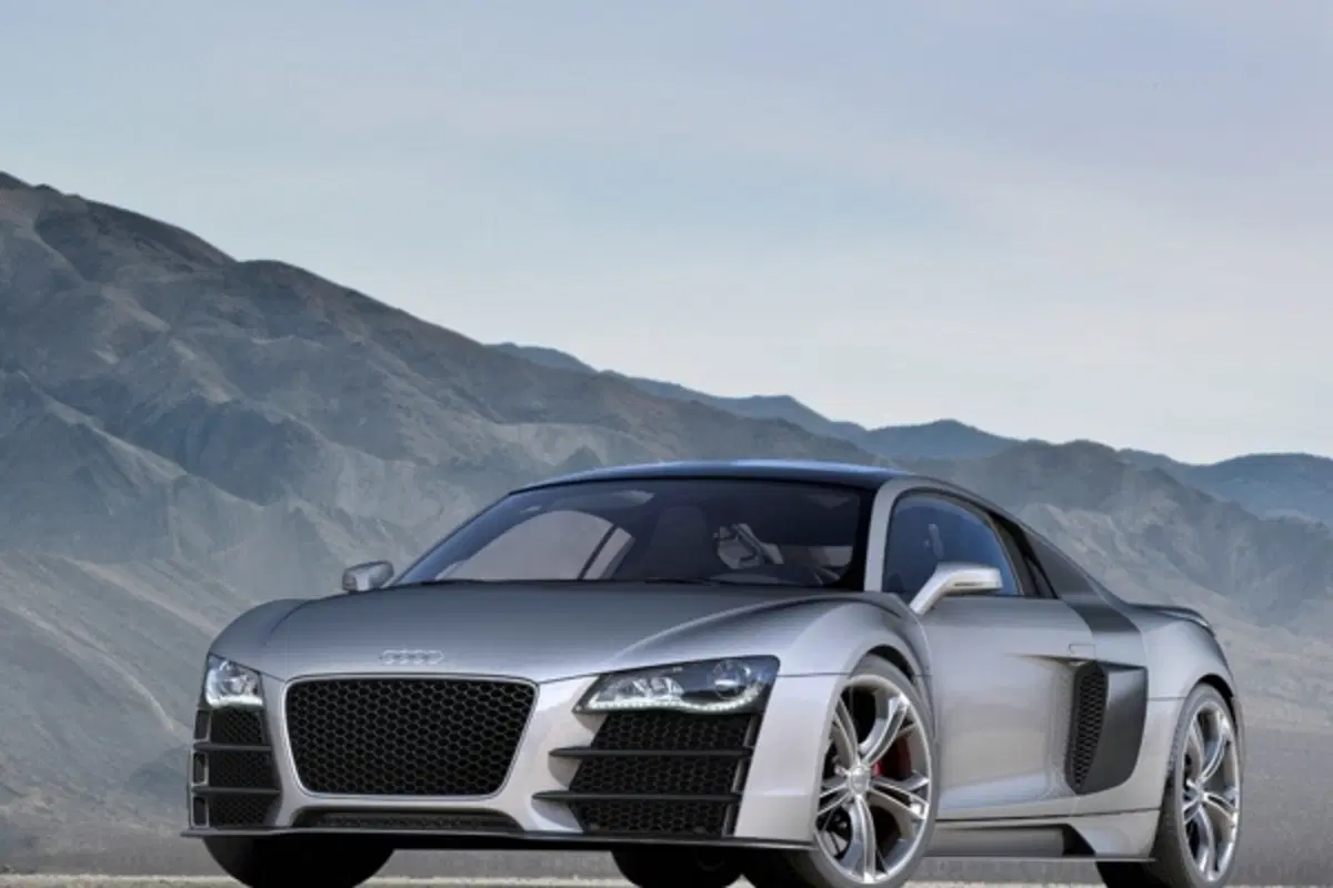 Audi R8 V12 TDI (5)