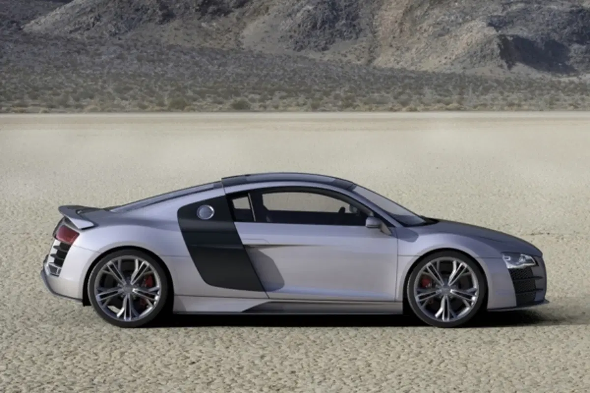 Audi R8 V12 TDI (9)