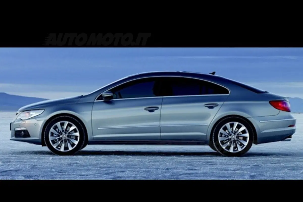 Volkswagen Passat CC (3)