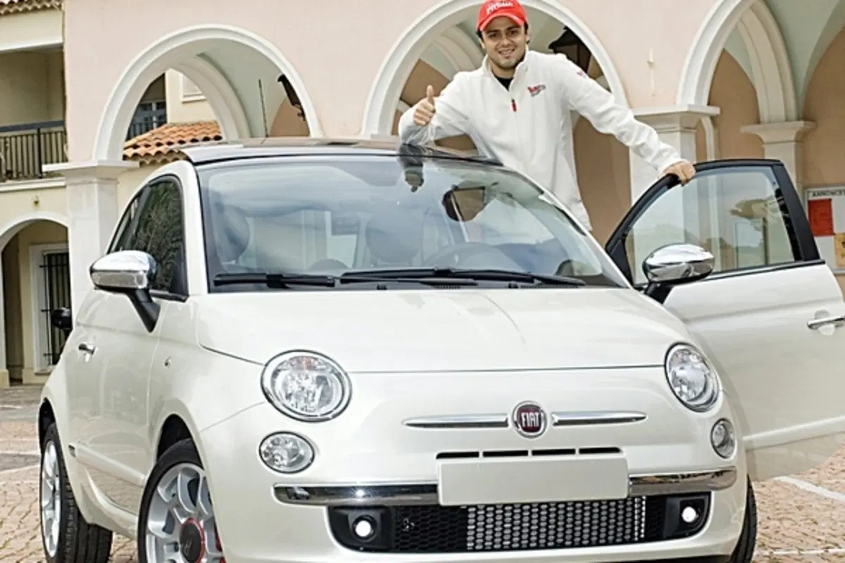 Fiat 500 1.4 120 CV (2)