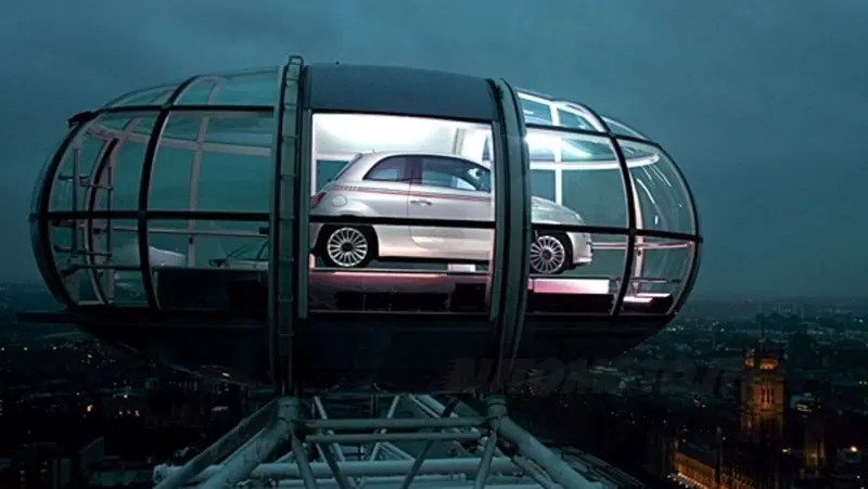 Fiat 500 sul London Eye