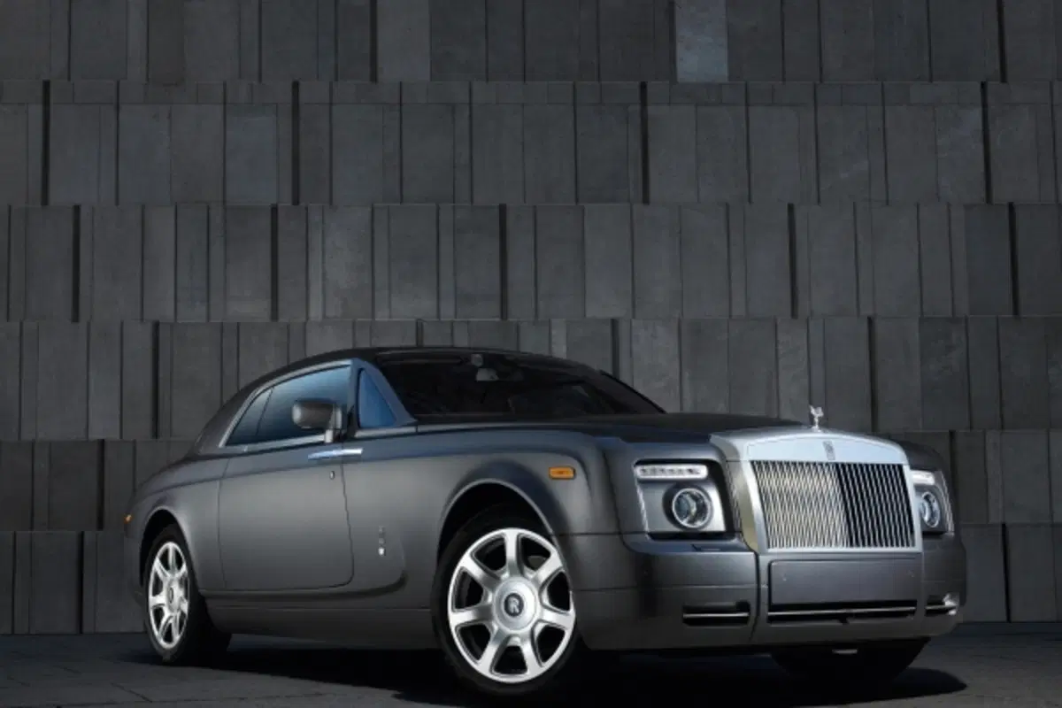 Rolls Royce Phantom Coupè (5)