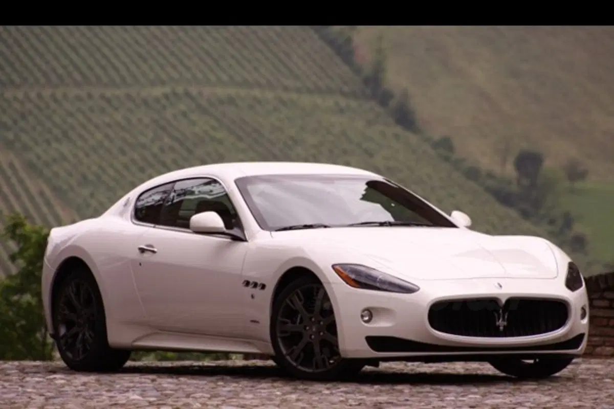 Maserati GranTurismo (27)