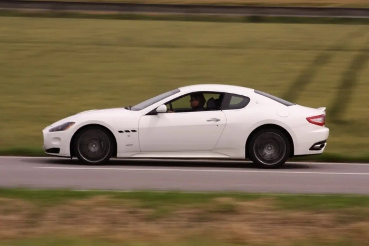 Maserati GranTurismo (31)