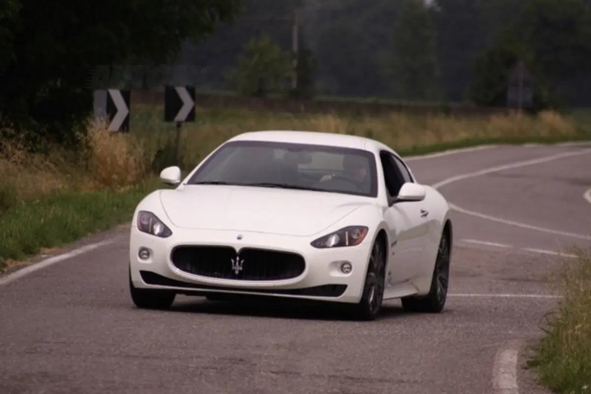 Maserati GranTurismo (32)