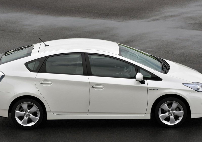 Toyota Prius (2009-16) (2)