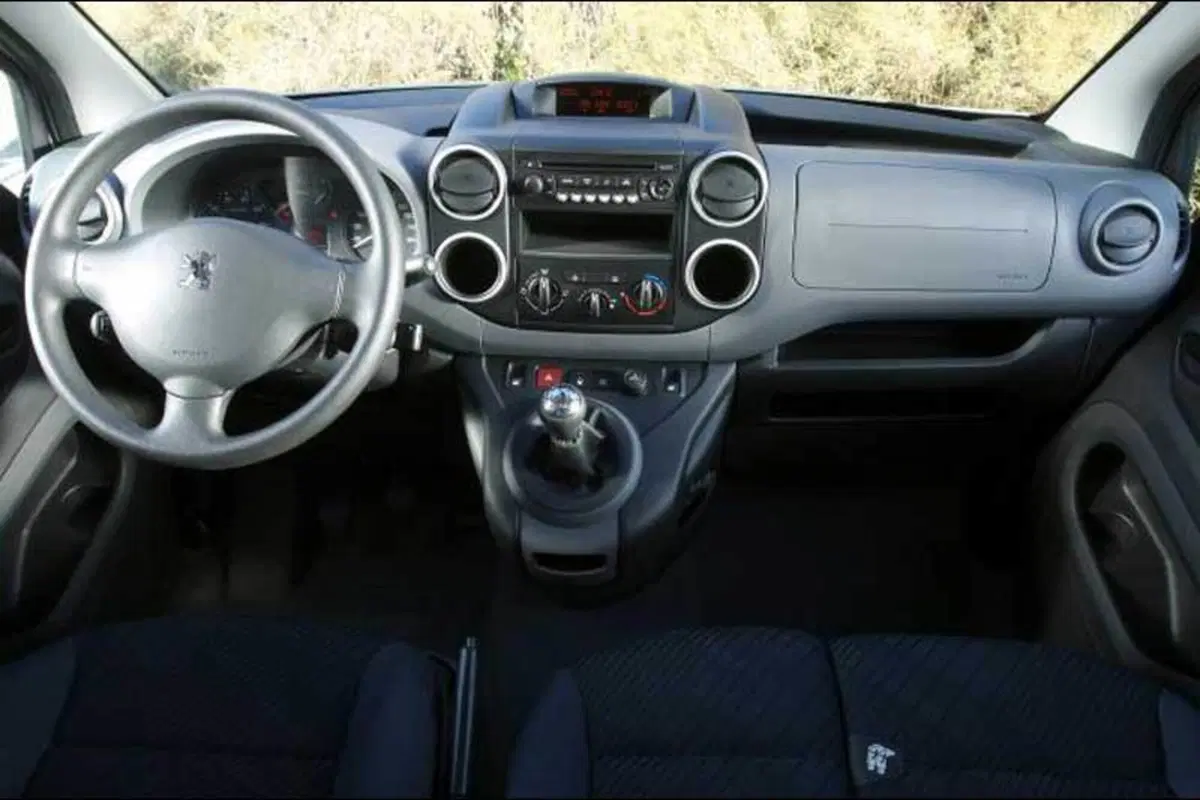 Peugeot Partner Furgone (2008-->>) (4)