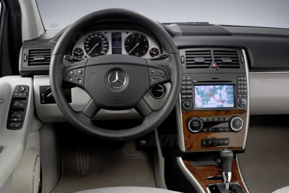 Mercedes Classe B restyling (8)