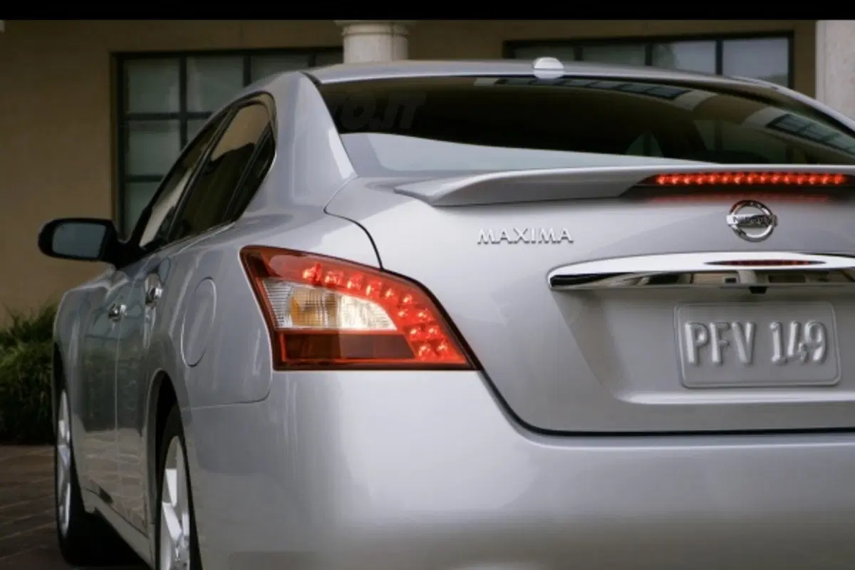 Nuova Nissan Maxima (2)