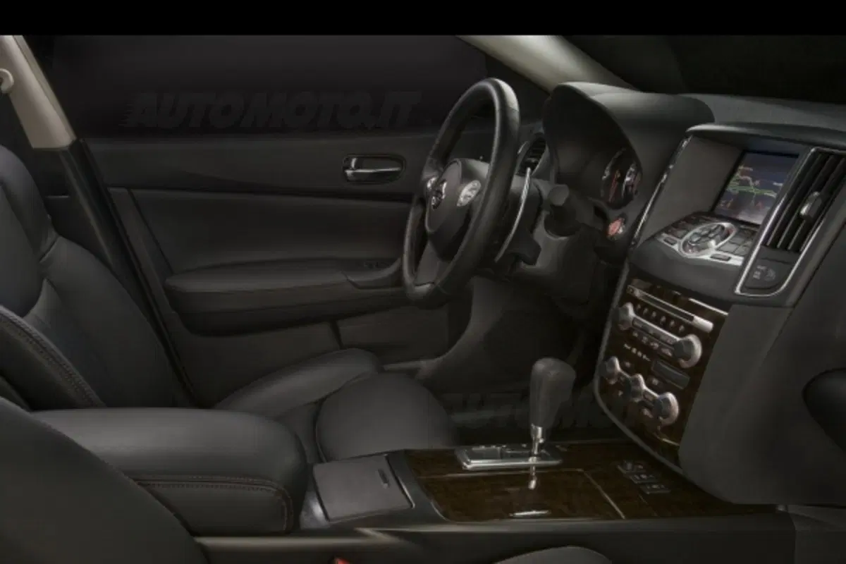Nuova Nissan Maxima (7)