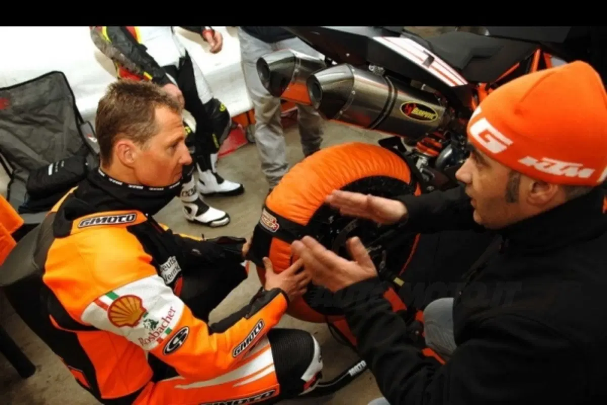 Schumacher a Misano...in moto! (2)