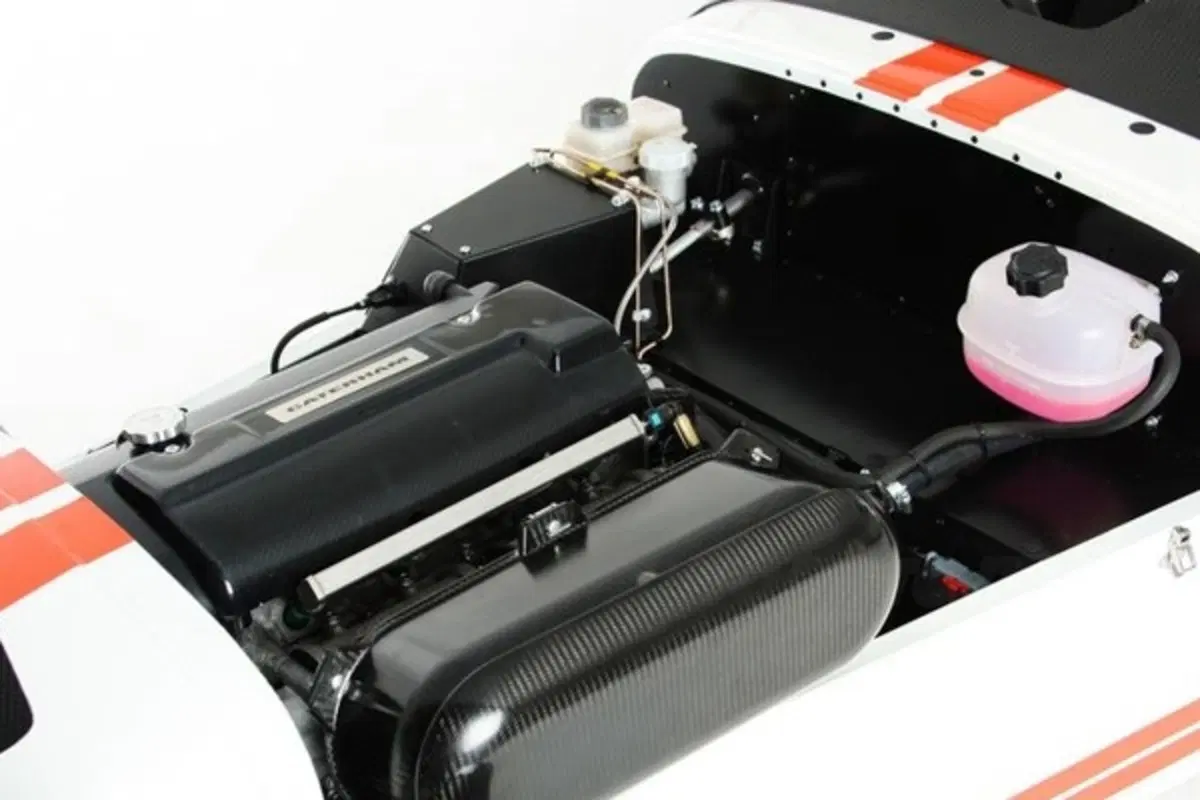 Caterham Seven R500 Superlight (5)