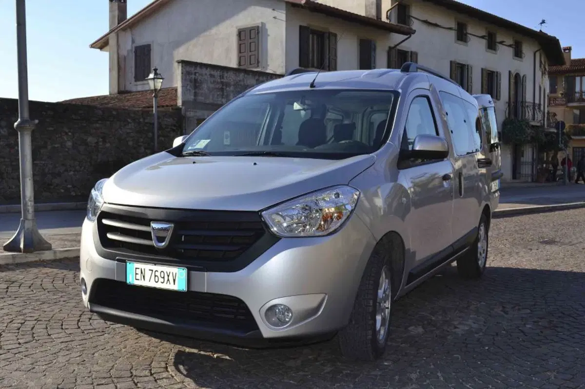 Quale comprare, Confronto: Dacia Dokker 1.5 dCi Vs Fiat Qubo 1.3 Mjt (6)