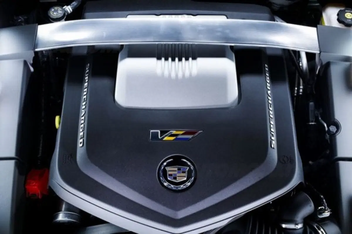 Cadillac CTS-V (5)