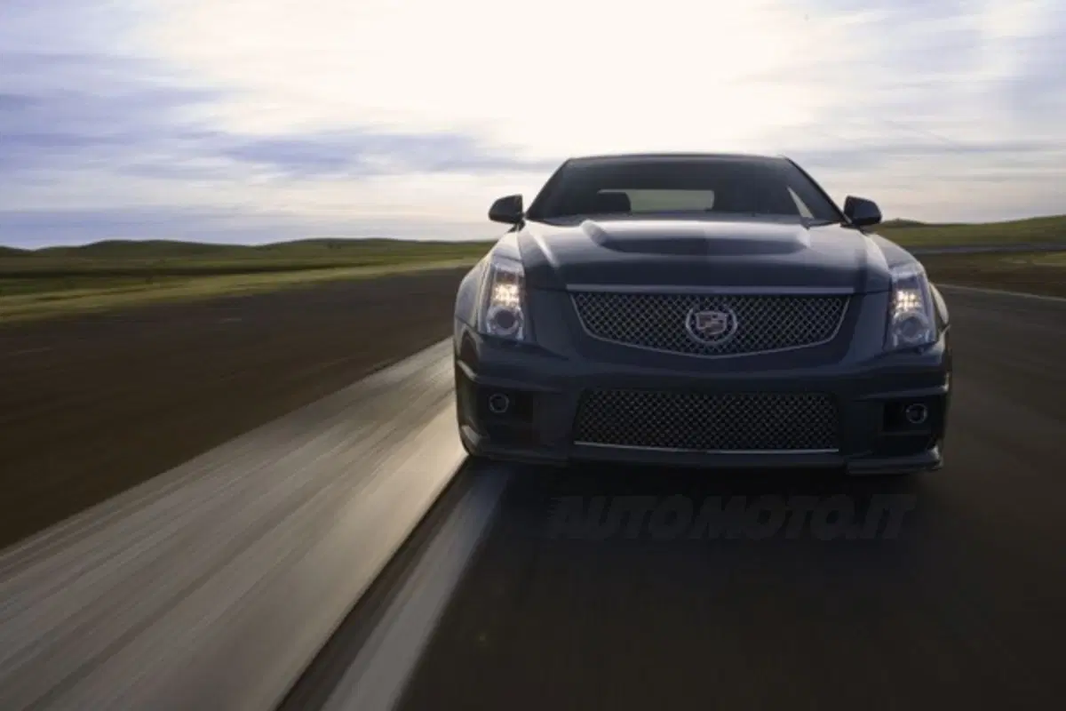 Cadillac CTS-V (6)