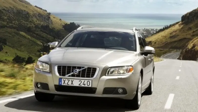 Volvo V70 e S80 Flexifuel