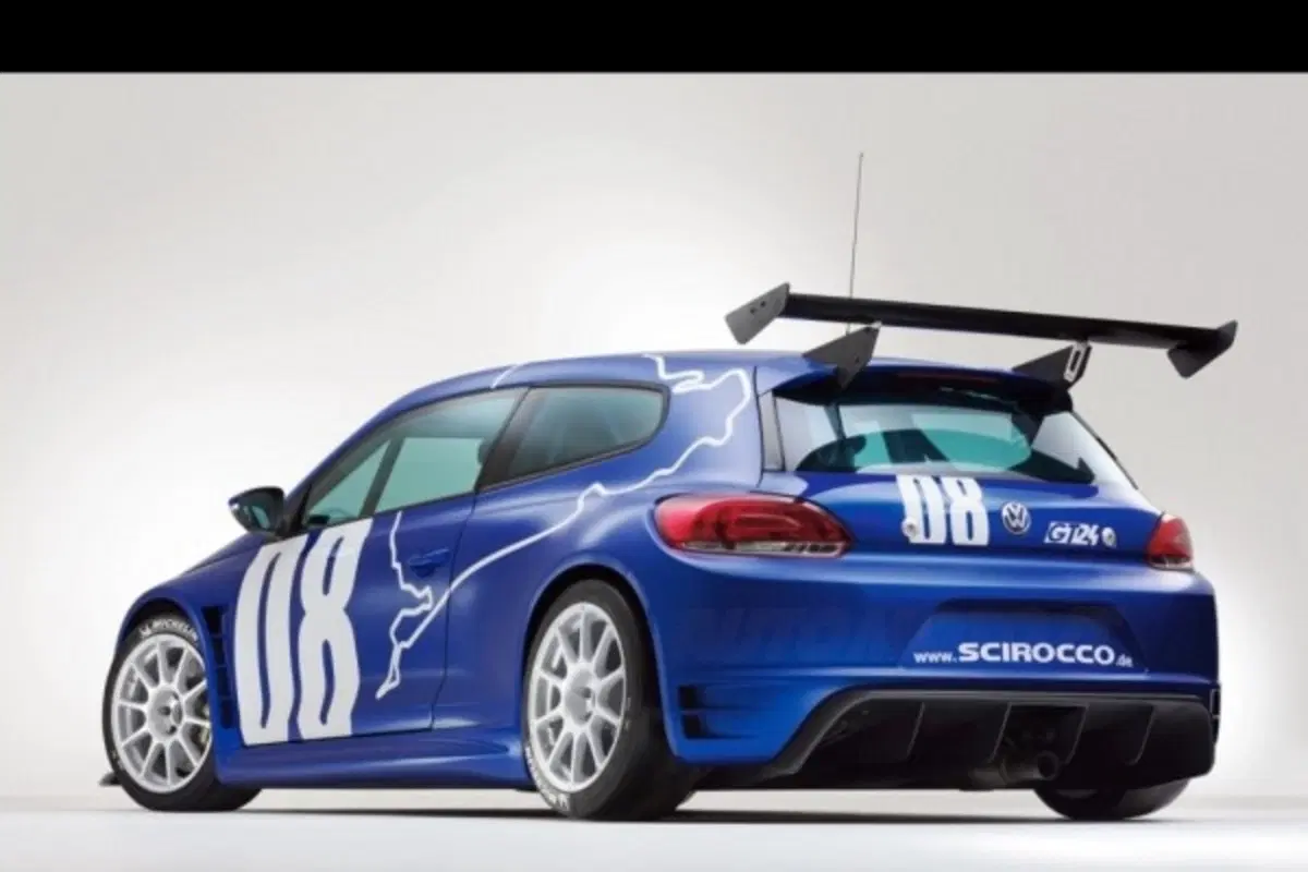 Volkswagen Scirocco GT24 (2)