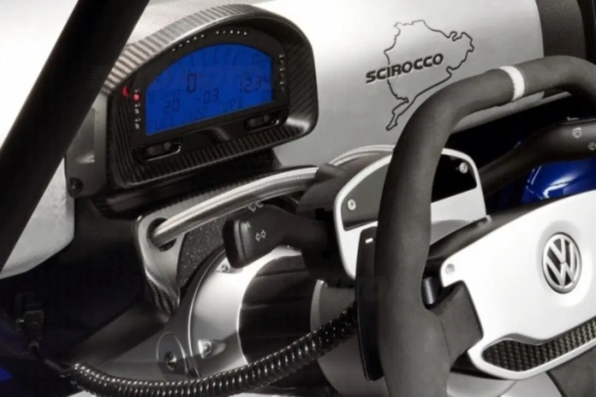 Volkswagen Scirocco GT24 (4)