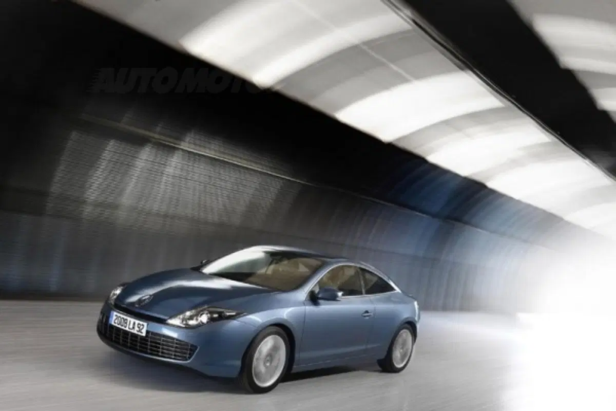 Renault Laguna Coupè (3)