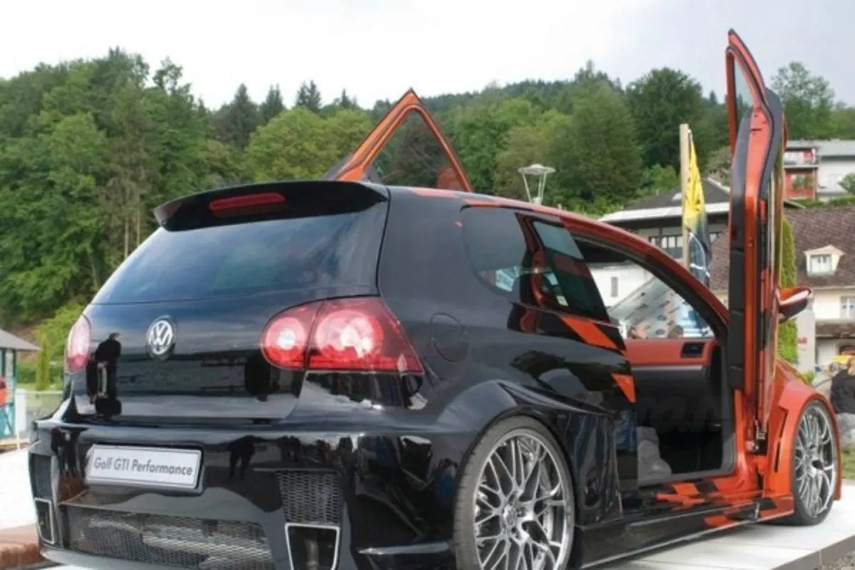Volkswagen Golf GTI Performance Study (4)