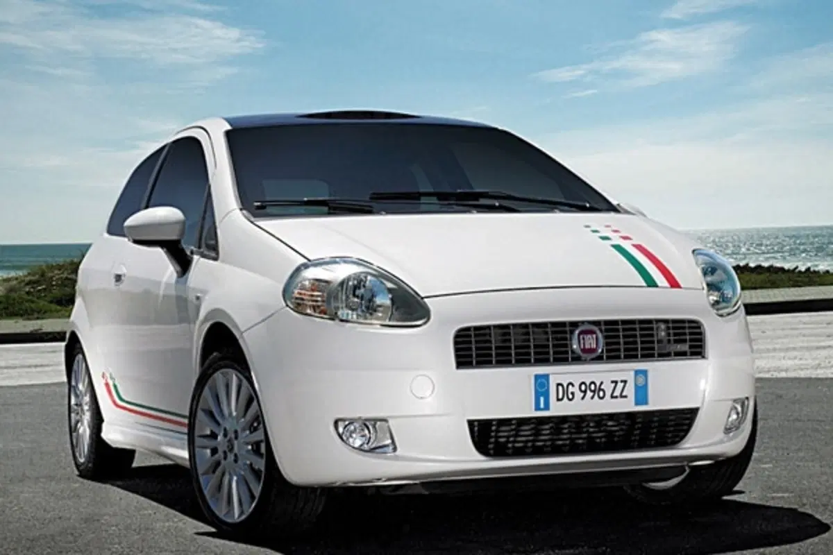 Fiat Grande Punto 2008 (5)