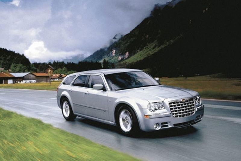 Chrysler 300C Touring SRT