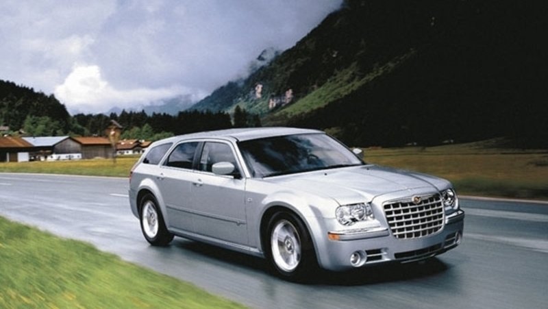 Chrysler 300C Touring SRT