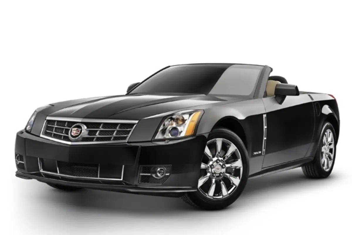 Cadillac XLR restyling (2)