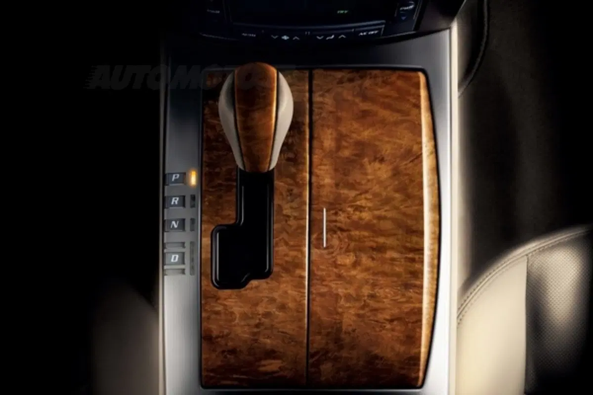 Cadillac XLR restyling (8)