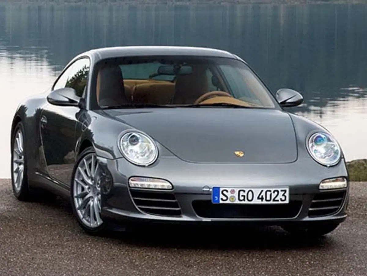 Nuova Porsche 911 4 e 4S (3)
