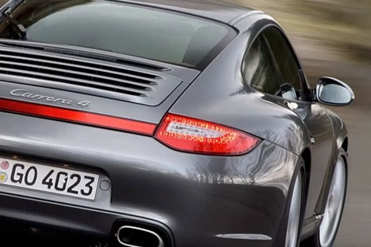 Nuova Porsche 911 4 e 4S (5)