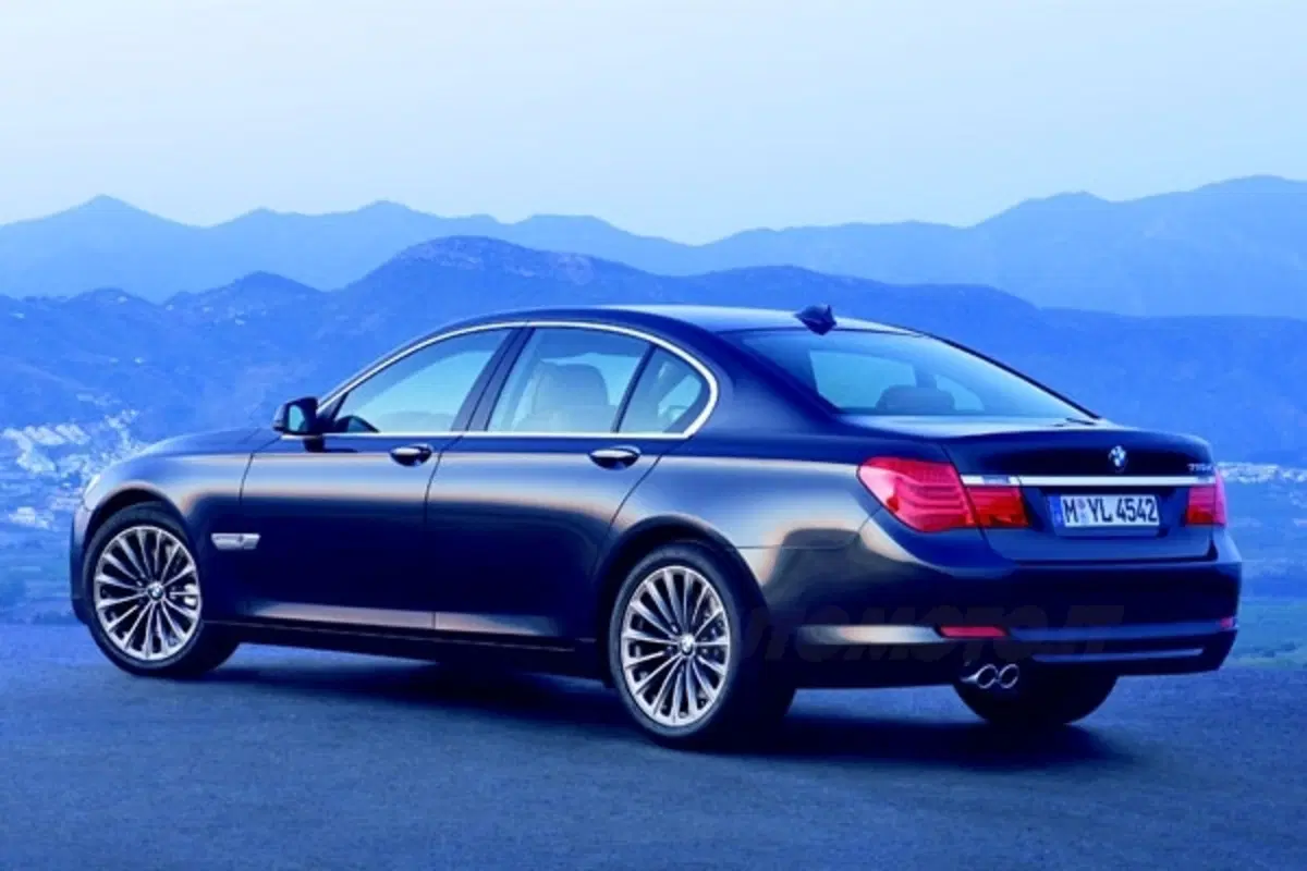 Nuova BMW Serie 7 (9)