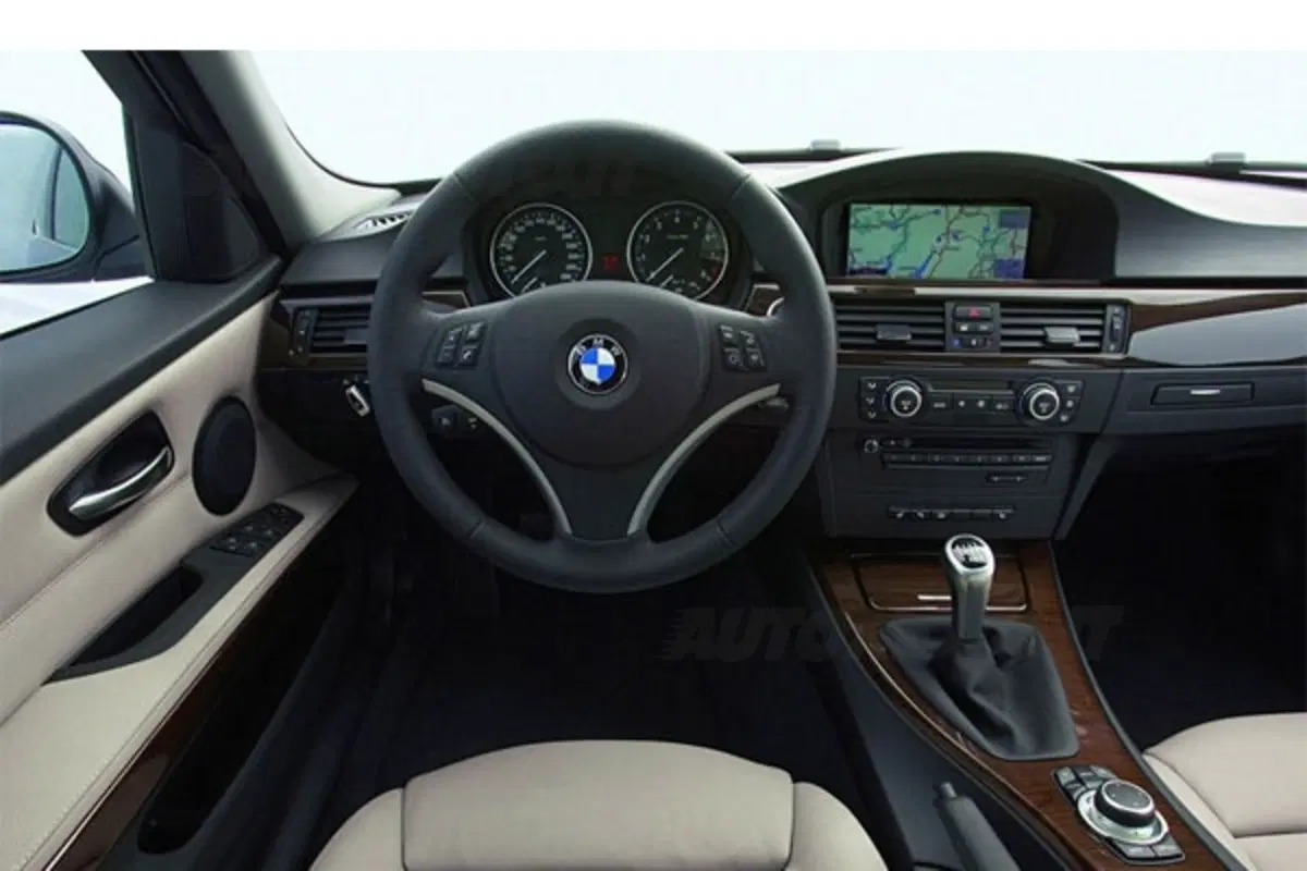 BMW Serie 3 restyling (12)