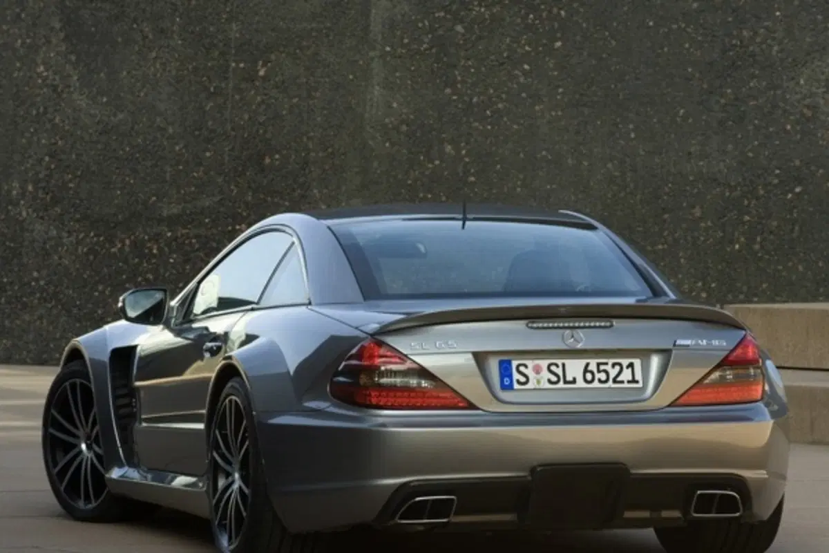 Mercedes SL 65 AMG Black Series (3)