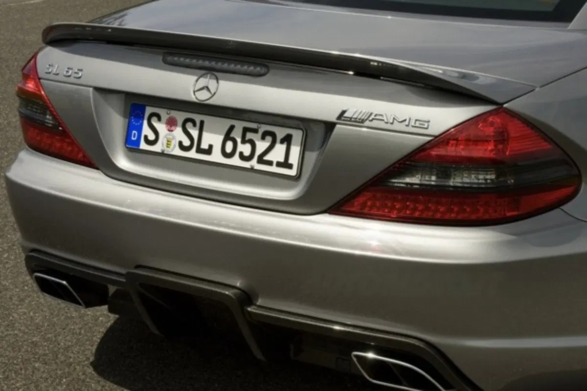Mercedes SL 65 AMG Black Series (12)