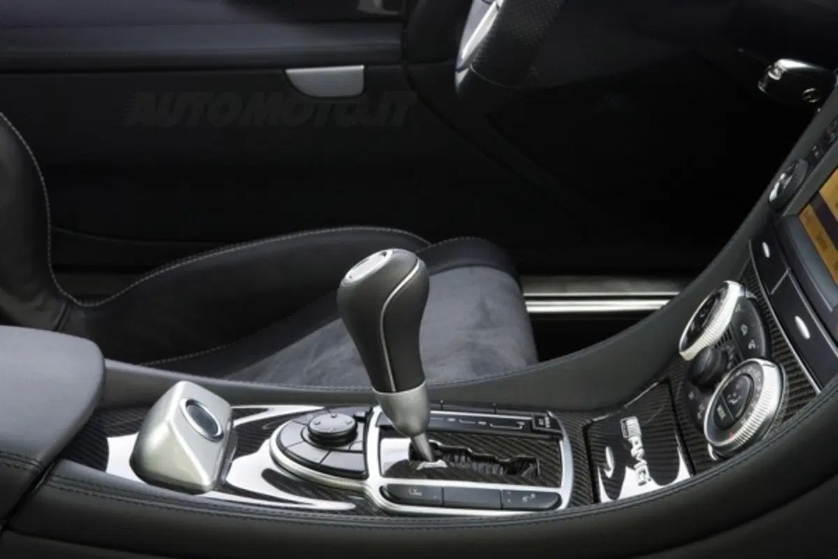 Mercedes SL 65 AMG Black Series (20)