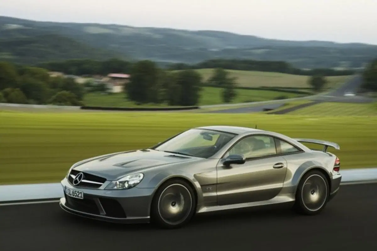 Mercedes SL 65 AMG Black Series (28)