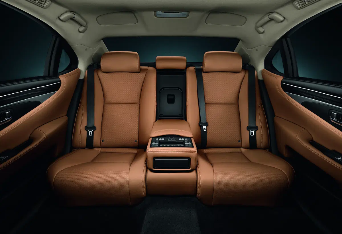 Lexus LS (2012-24) (6)