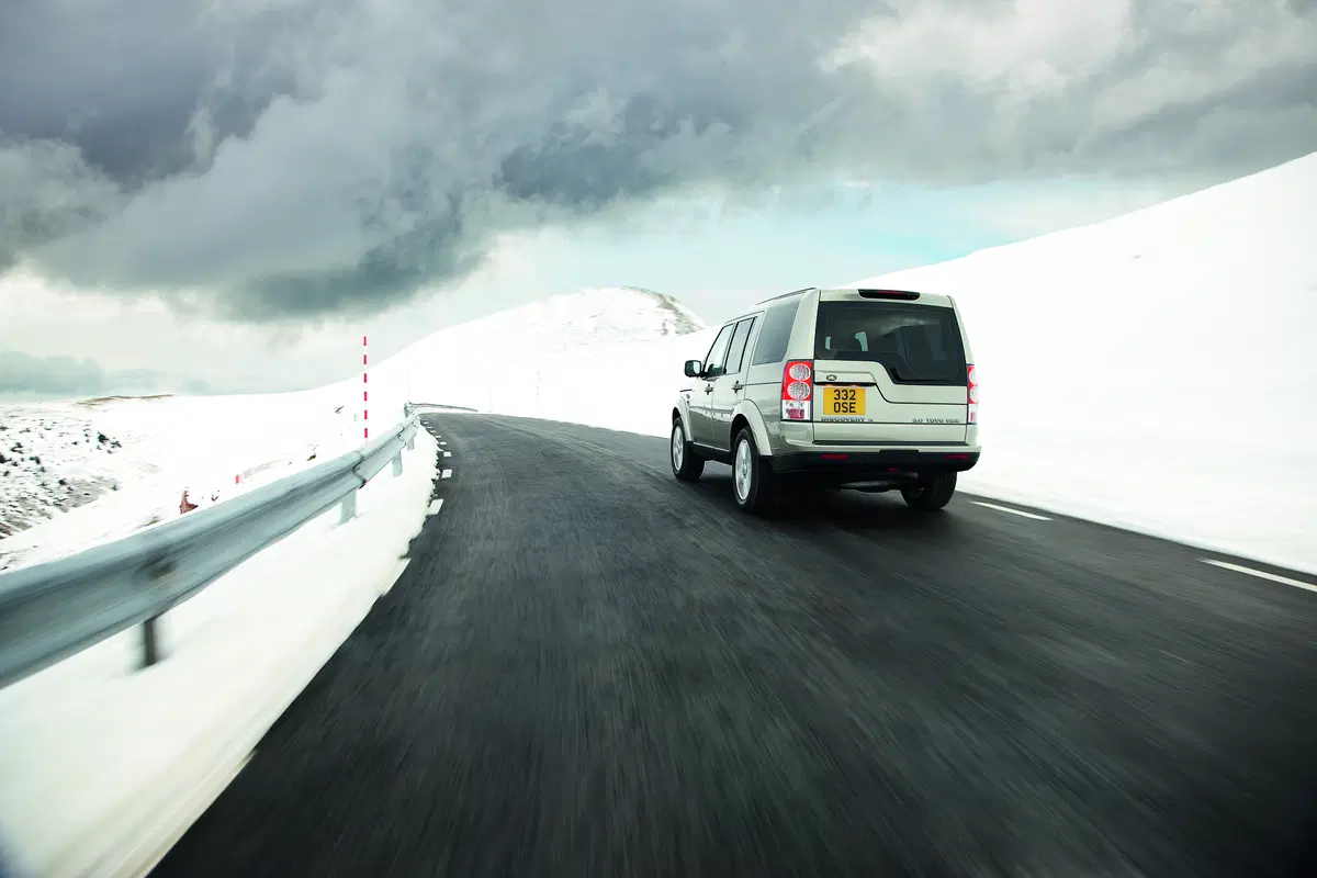 Land Rover Discovery 4 3.0 TDV6 210CV S (3)