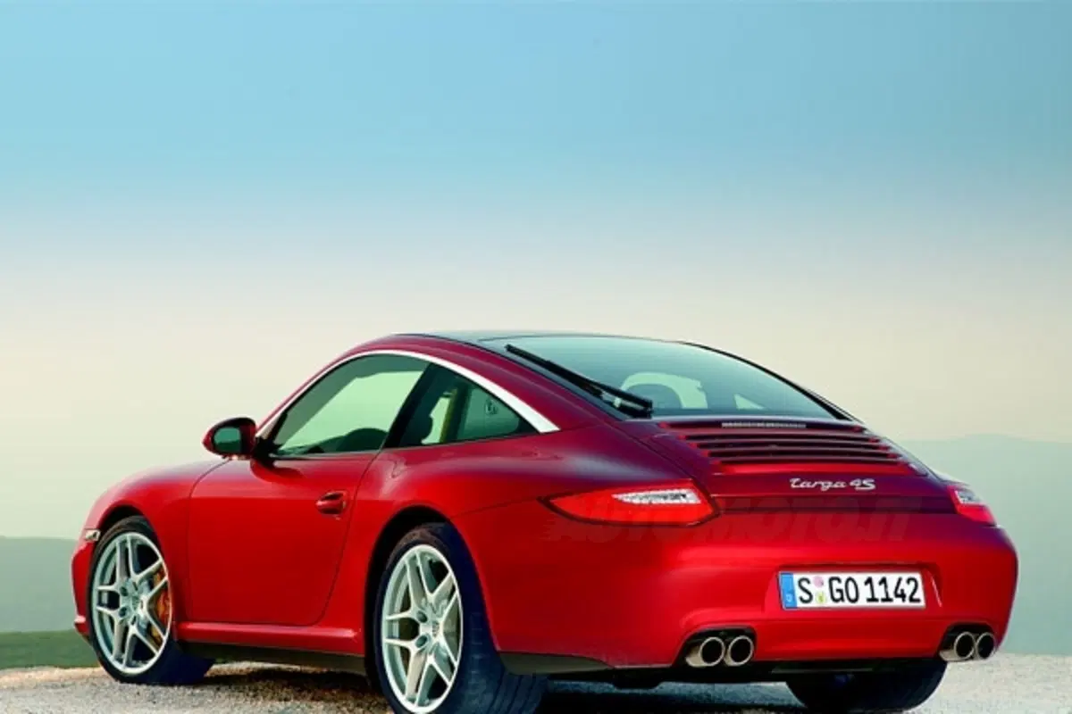Porsche 911 Targa restyling (2)